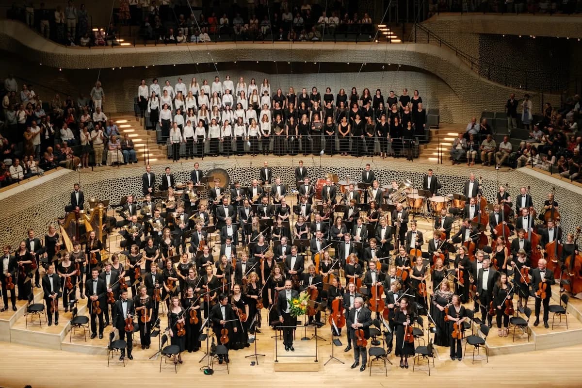 Carmina Burana Comes to Cuenca: 150+ Artists, Two Nights Only (March 6–7)